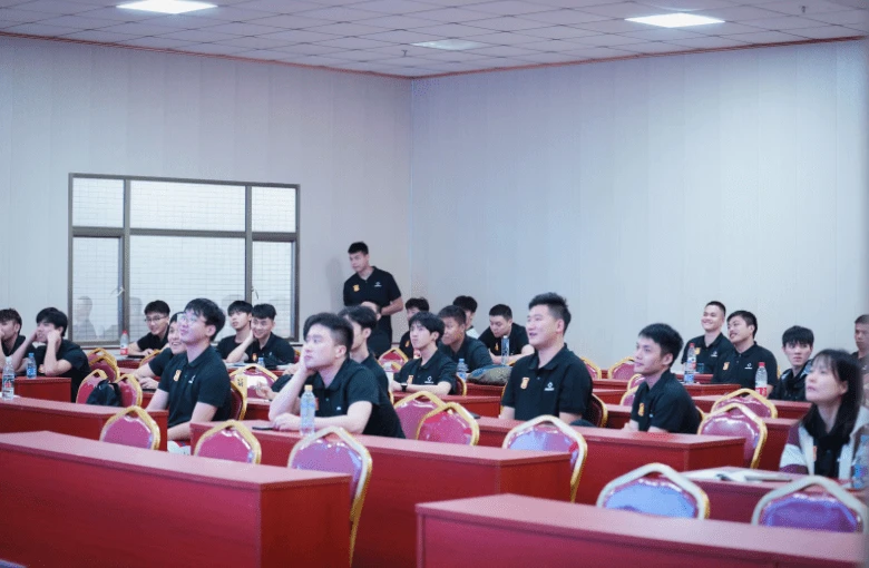 如何提升分卫的防守技巧_1